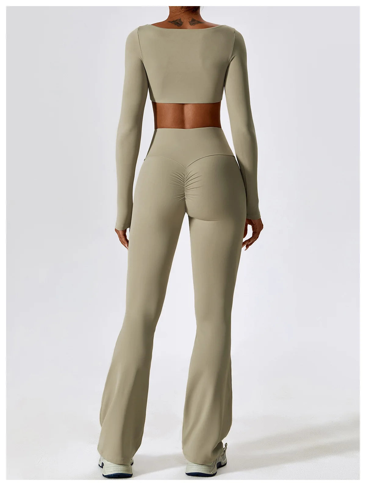 Long Sleeve Top + Leggings — Sleek Fit Workout Set with Sculpting Fit