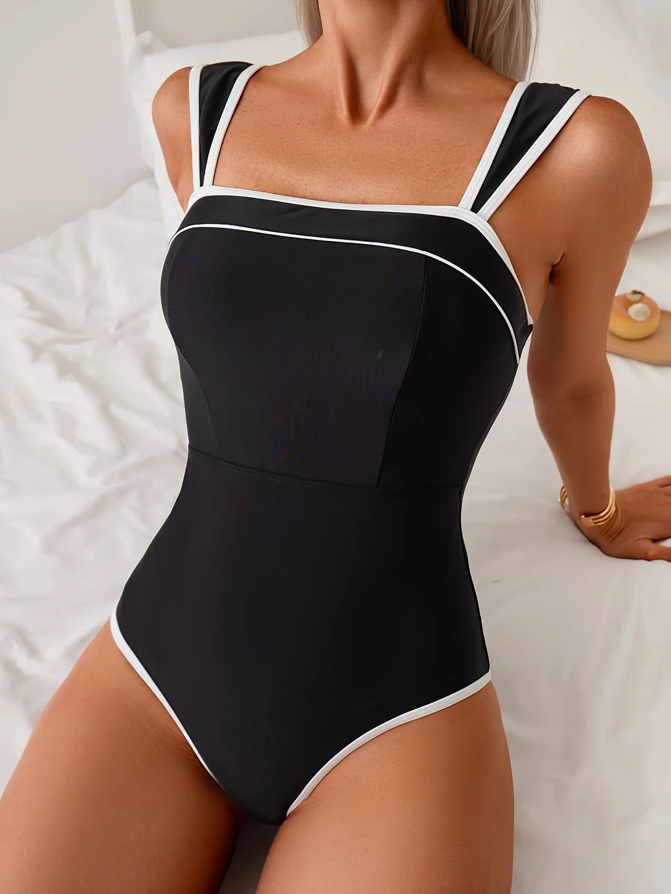 Contrast Trim One Piece Swimsuit Square Neck Monokini