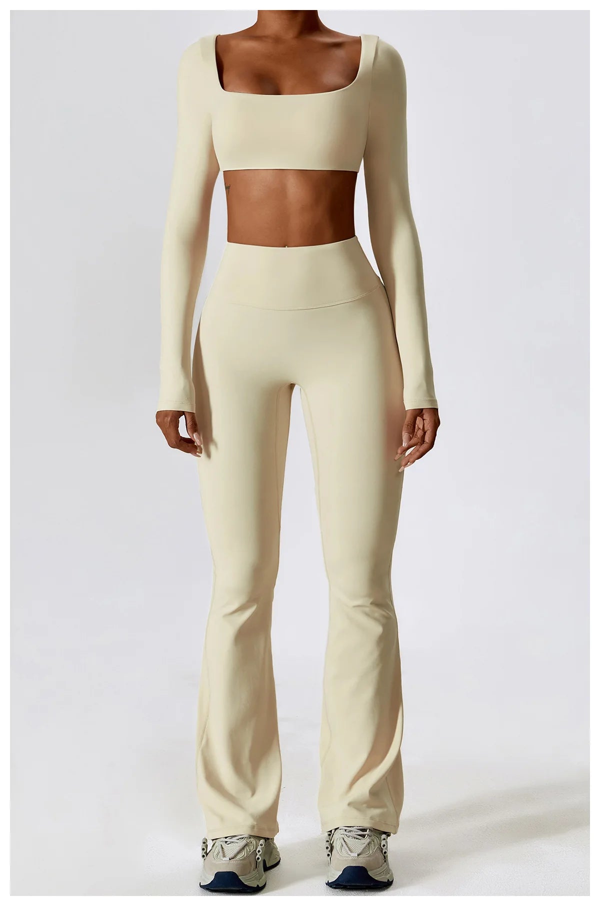 Long Sleeve Top + Leggings — Sleek Fit Workout Set with Sculpting Fit