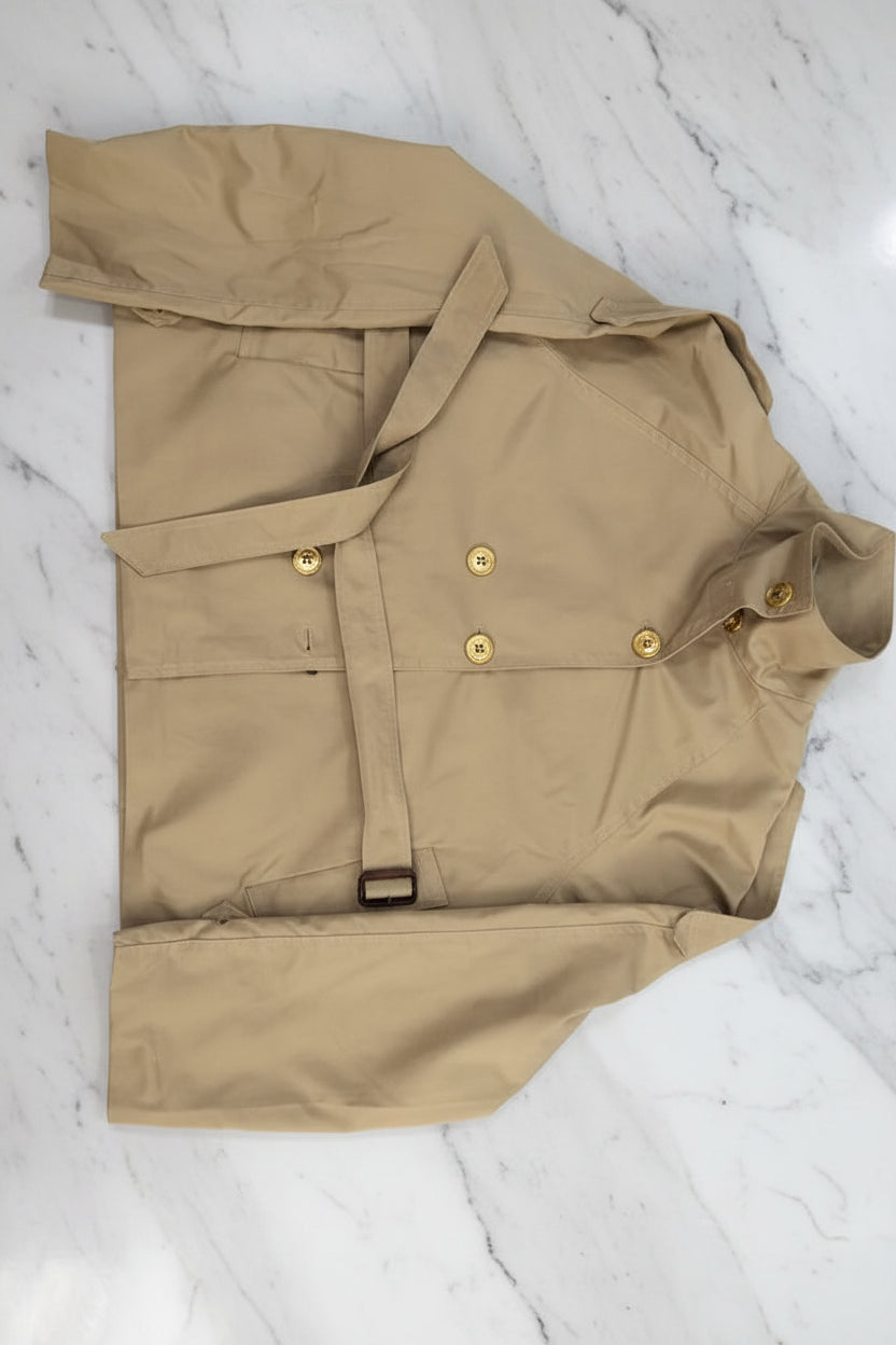 Jaqueta Trench Cropped com Cinto e Gola Alta