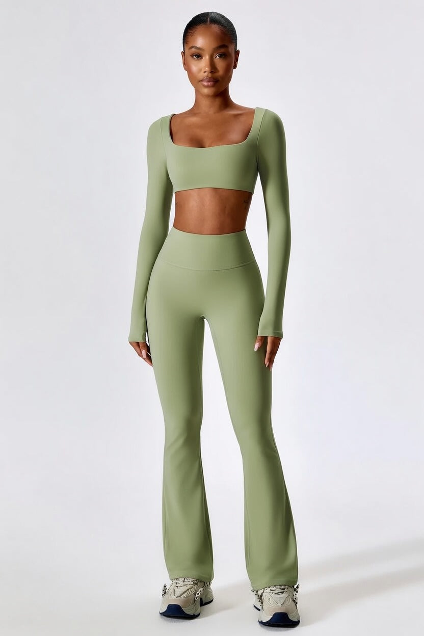 Long Sleeve Top + Leggings — Sleek Fit Workout Set with Sculpting Fit